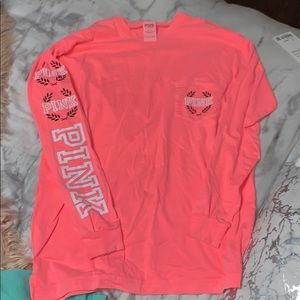 Victoria’s Secret long sleeve pullover Tee